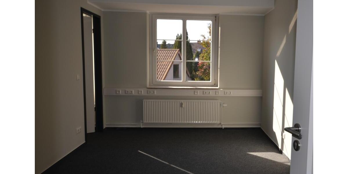 Gewerbeobjekt Pinneberg - 2.200&euro; | Angebot:24823521