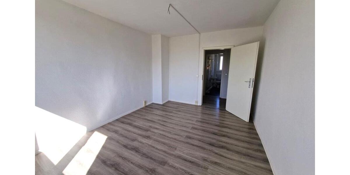 Etagenwohnung Hötensleben - 3 Zimmer, 60 m&sup2;, 358&euro; | Angebot:23630497