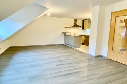 Lichtdurchflutete Wohnung mit schöner Aussicht in Mühringen zimmer