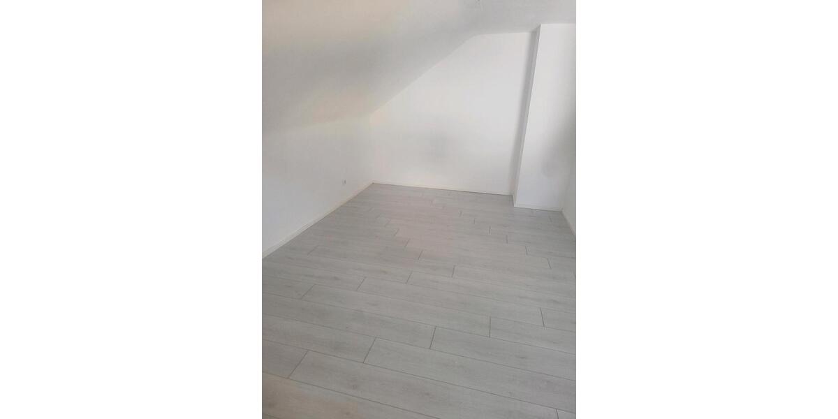 Dachgeschoßwohnung Oberteuringen - 2 Zimmer, 55 m&sup2;, 960&euro; | Angebot:26247522