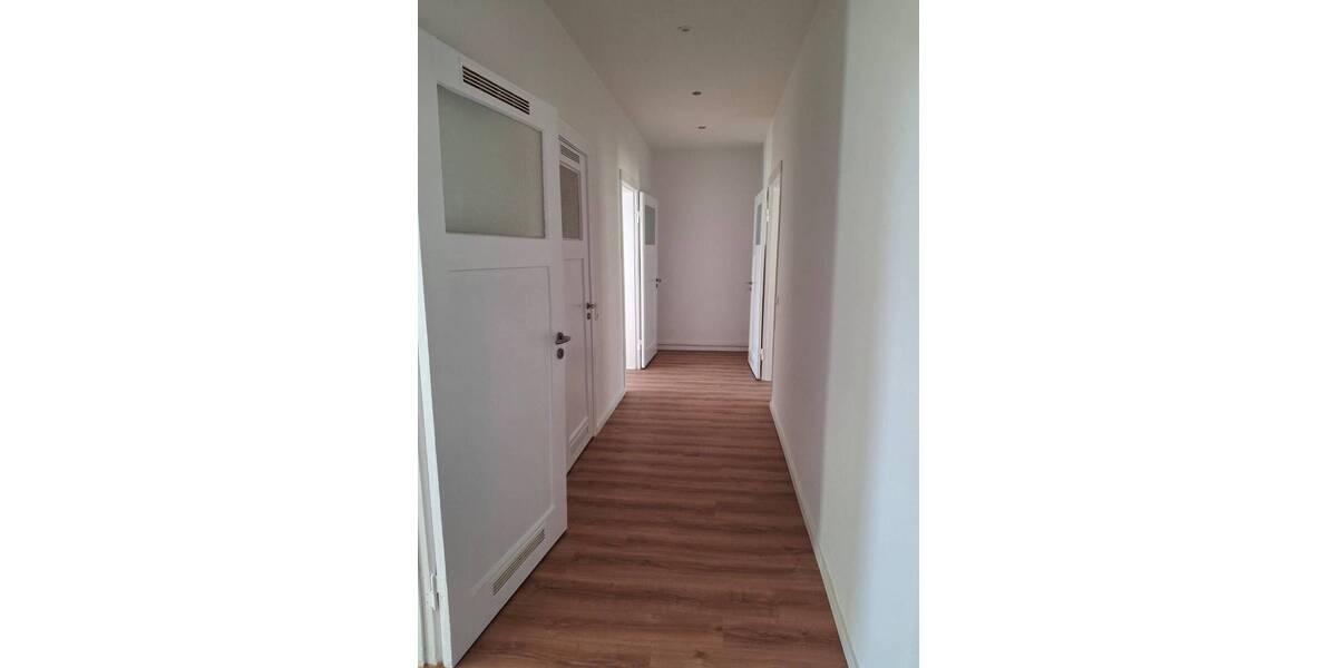 Frisch renoviert... 2 ZKDB in der Wittekindstr.10 in Geestemünde zu vermieten mit Balkon 2 zimmer