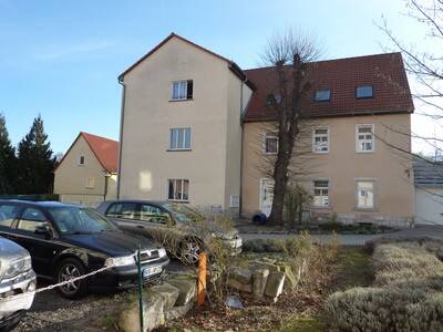 --- Wohnen in ruhiger Wohnlage im Ortsteil Zorbau ---