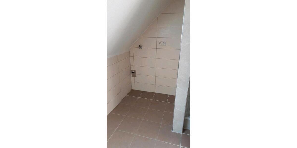 Dachgeschoßwohnung Philippsburg - 3 Zimmer, 61 m&sup2;, 790&euro; | Angebot:26663456