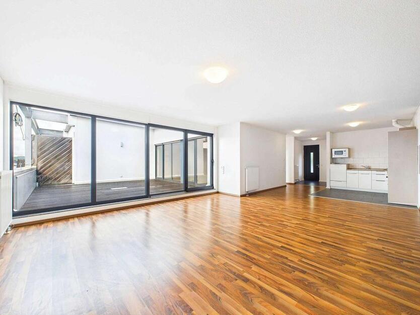 Wittlich: Moderne und großzügige Wohnung mit großer Terrasse