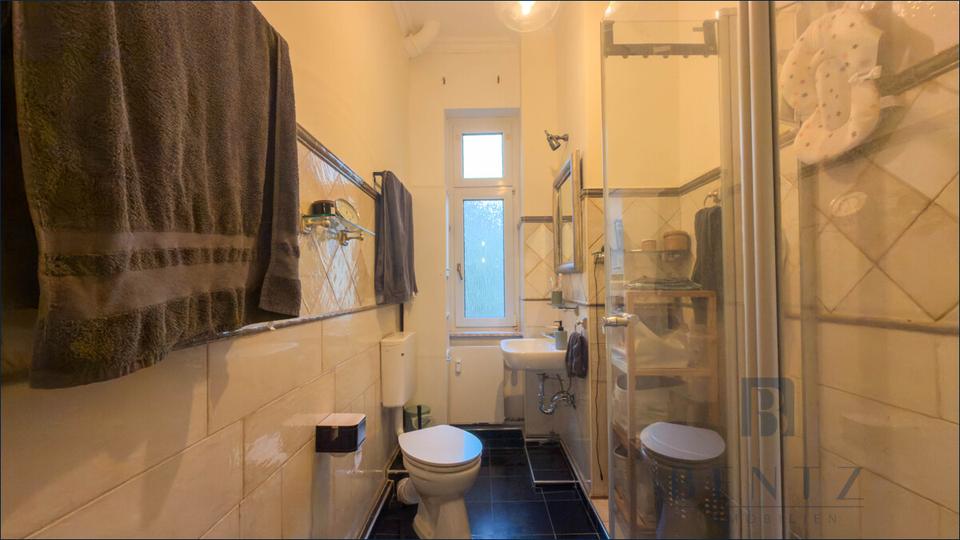 Etagenwohnung Bremerhaven Lehe - 5 Zimmer, 128 m&sup2;, 1.050&euro; | Angebot:24242278