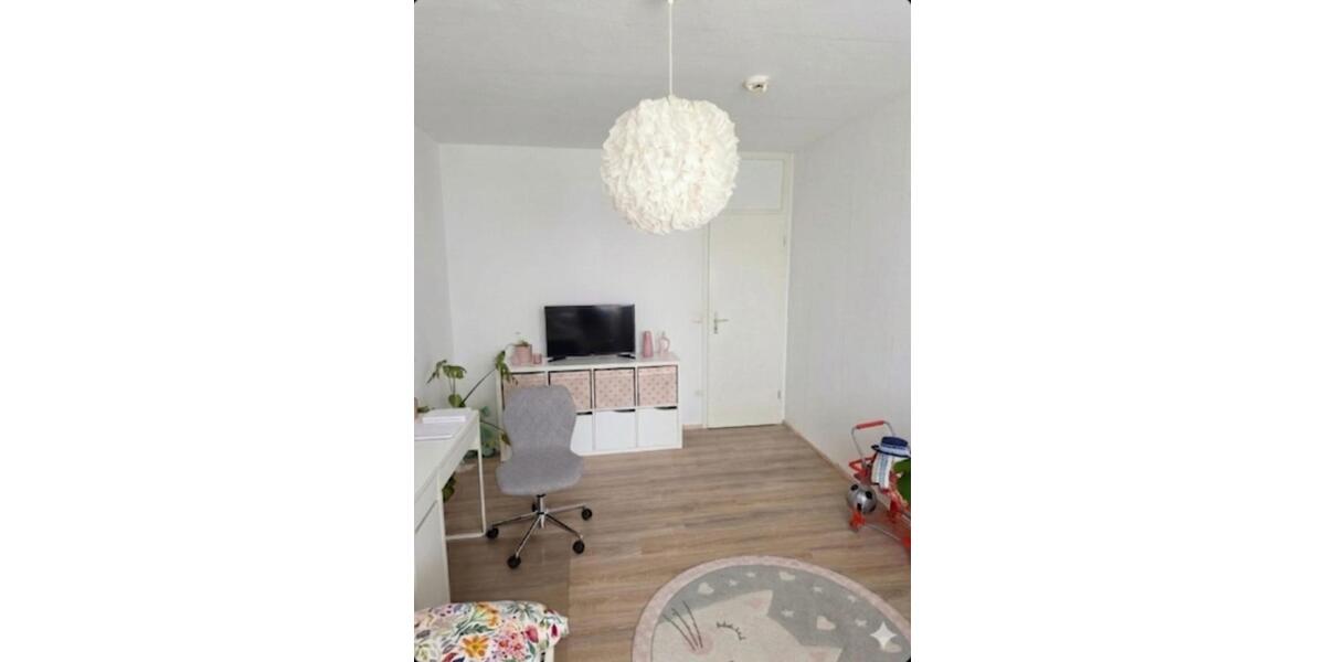 Etagenwohnung Nürnberg Hasenbuck - 3 Zimmer, 74 m&sup2;, 1.200&euro; | Angebot:26706076