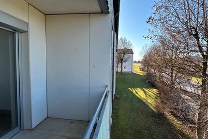 1. OG 3 Zimmer mit Balkon 3 zimmer