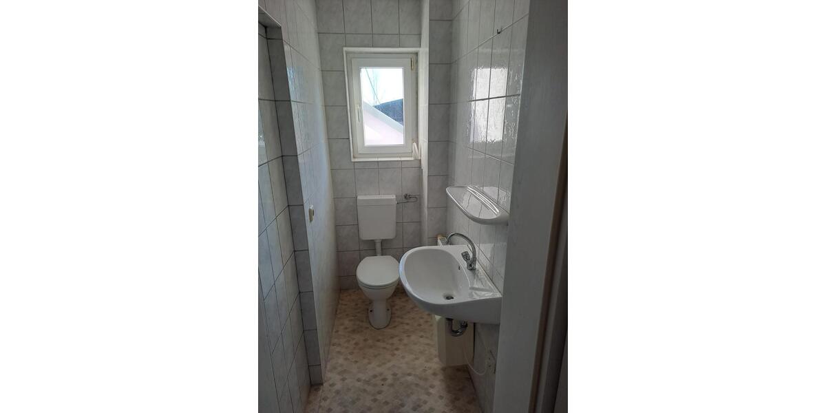 Etagenwohnung Geringswalde - 2 Zimmer, 45 m&sup2;, 250&euro; | Angebot:25902790