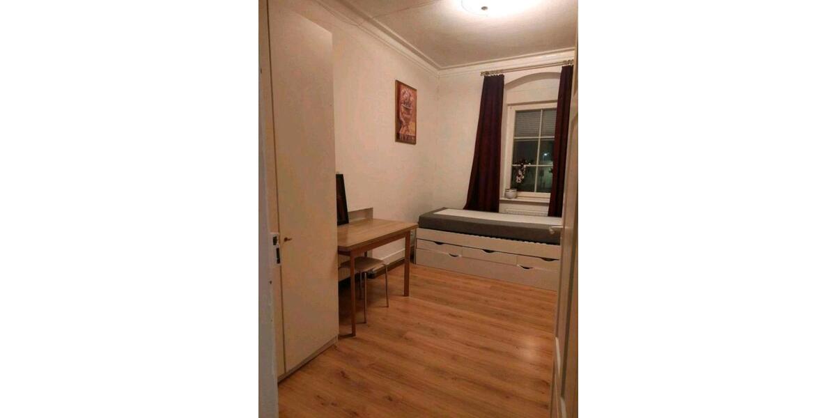 Erdgeschoßwohnung Esslingen am Neckar - 1 Zimmer, 13 m&sup2;, 500&euro; | Angebot:24705993
