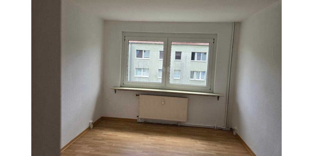 Etagenwohnung Mügeln - 6 Zimmer, 119 m&sup2;, 615&euro; | Angebot:24738049