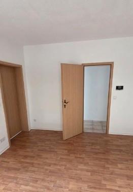 2 Raum Wohnung 45 qm EG zimmer