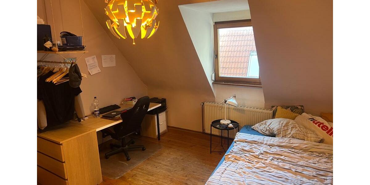 Wohnen auf Zeit Kaiserslautern Betzenberg - 1 Zimmer, 16 m&sup2;, 330&euro; | Angebot:26426362