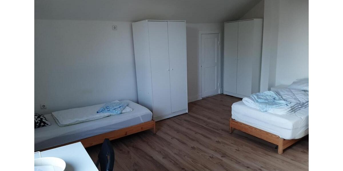 Wohnen auf Zeit Molfsee - 12 Zimmer, 500 m&sup2;, 22&euro; | Angebot:25880668