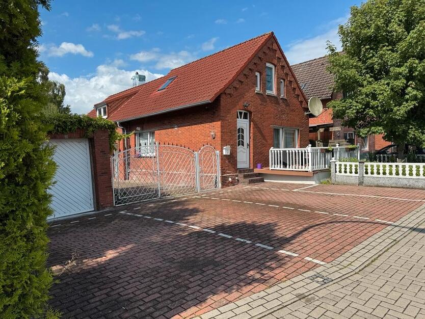 HAUS Zur Miete Wohnung UphusenWolthusen zimmer