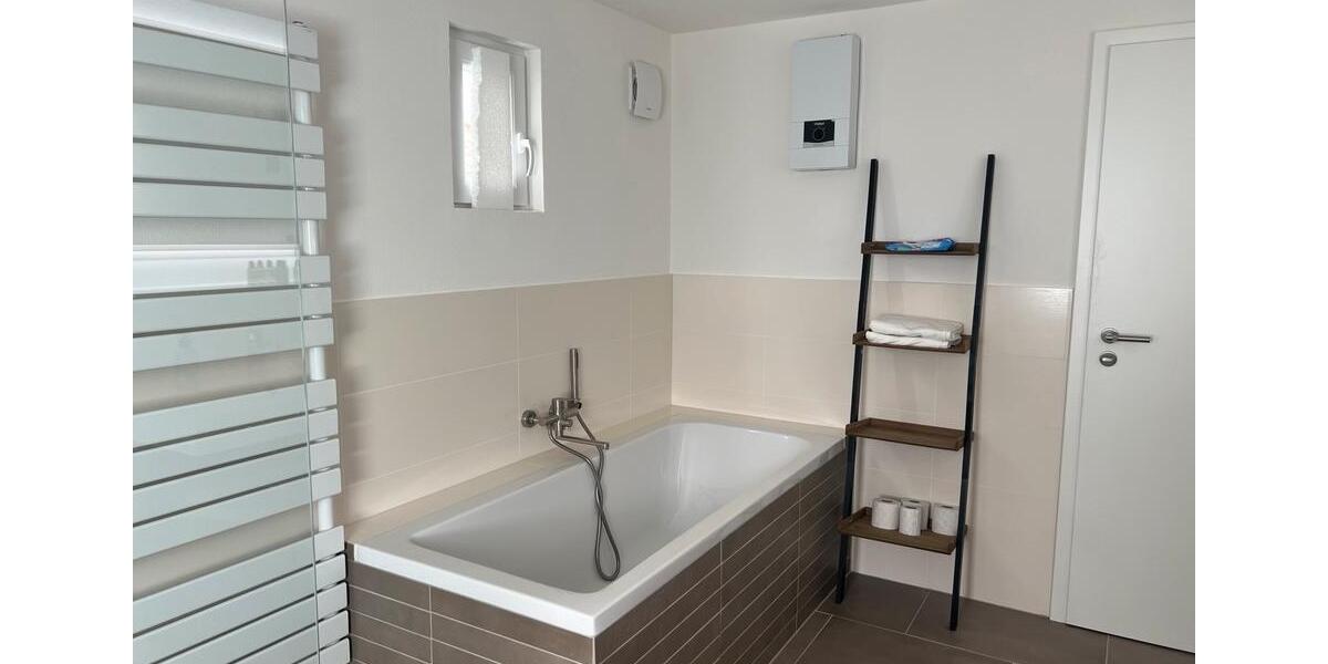 Maisonettenwohnung Scheuerfeld - 5 Zimmer, 130 m&sup2;, 1.100&euro; | Angebot:25310305