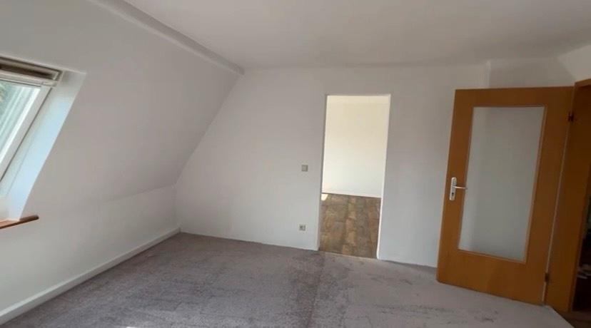 Dachgeschoßwohnung Nossen - 2 Zimmer, 52 m&sup2;, 280&euro; | Angebot:25975235