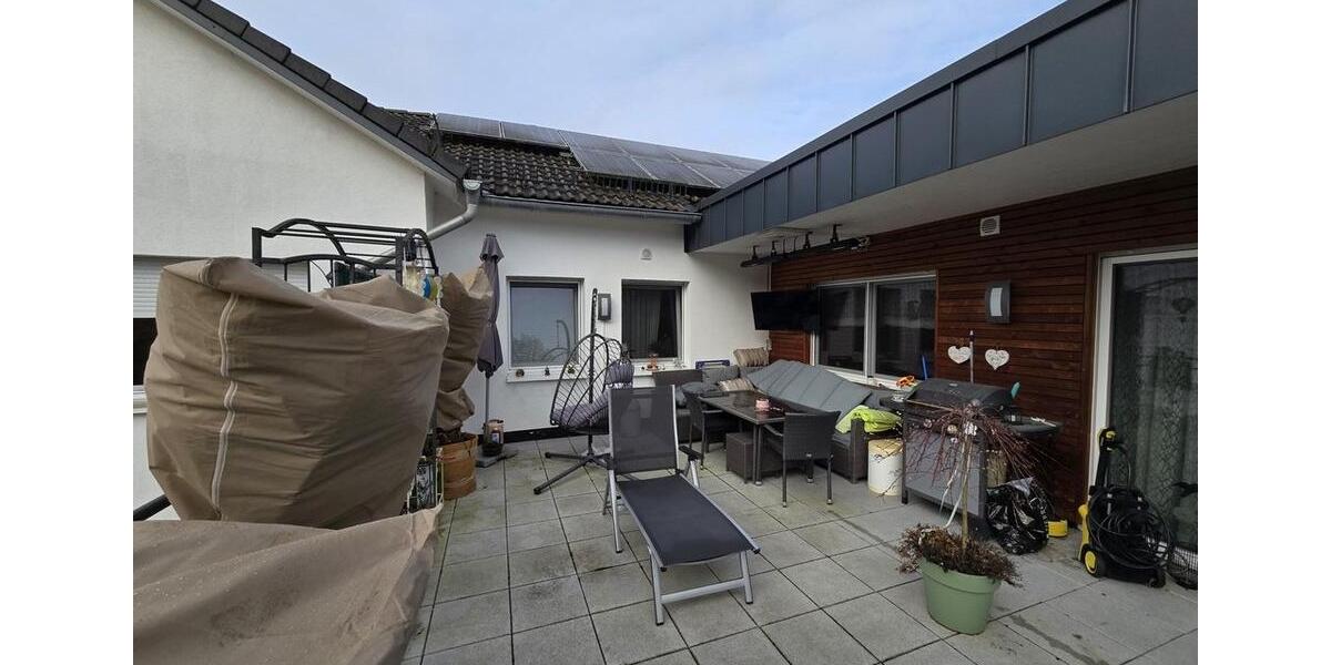 Etagenwohnung Siegen Dillnhütten - 2 Zimmer, 90 m&sup2;, 950&euro; | Angebot:25989235