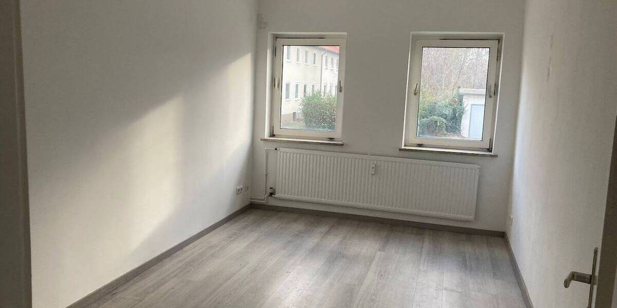 Etagenwohnung Salzgitter Lebenstedt - 3 Zimmer, 48 m&sup2;, 292&euro; | Angebot:26156217