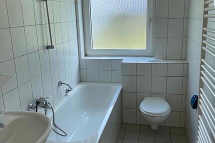 Zentral. Hell. Bezugsfertig – 3 Zimmer mit Balkon im Herzen der Stadt 3 zimmer