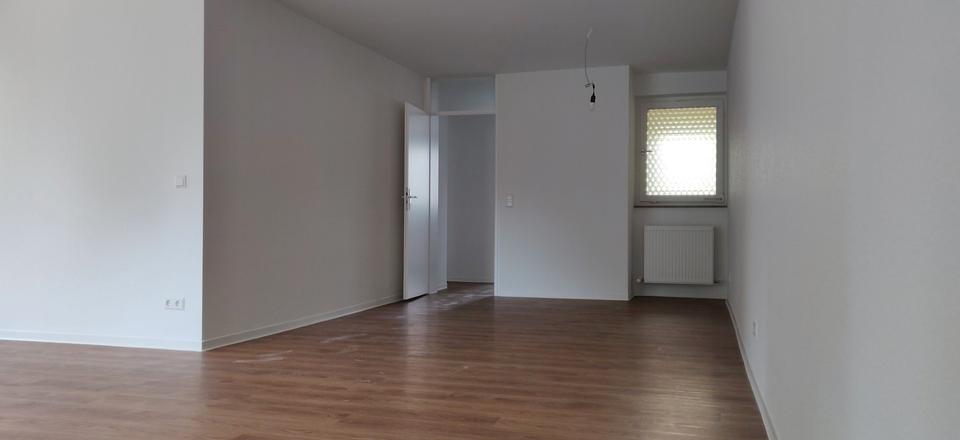 Erdgeschoßwohnung Esslingen am Neckar Oberesslingen - 2 Zimmer, 61 m&sup2;, 618&euro; | Angebot:26006807