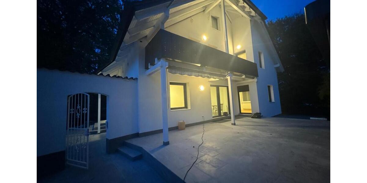 Mehrfamilienhaus, Wohnhaus München Feldmoching-Hasenbergl - 18 Zimmer, 350 m&sup2;, 8.900&euro; | Angebot:26609002