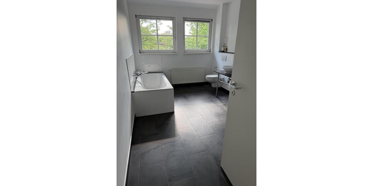 Reihenhaus Isernhagen - 3 Zimmer, 121 m&sup2;, 1.870&euro; | Angebot:26580726