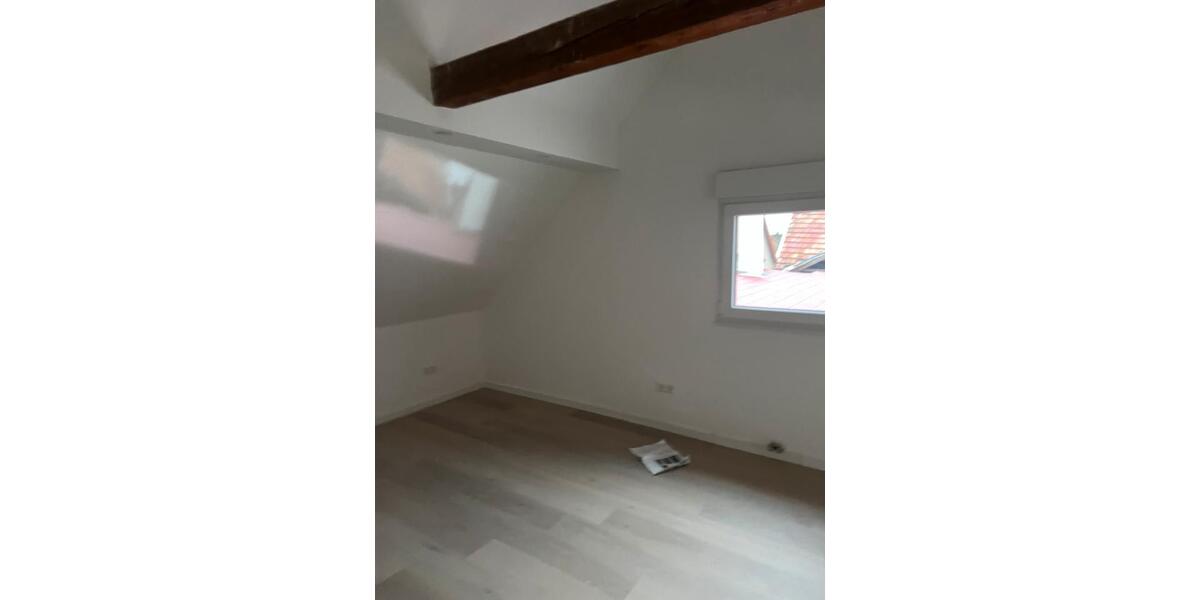 Dachgeschoßwohnung Haßloch - 2 Zimmer, 61 m&sup2;, 1.141&euro; | Angebot:24840792