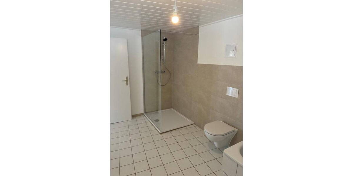 Etagenwohnung Seesen Kirchberg - 4 Zimmer, 129 m&sup2;, 895&euro; | Angebot:26344022