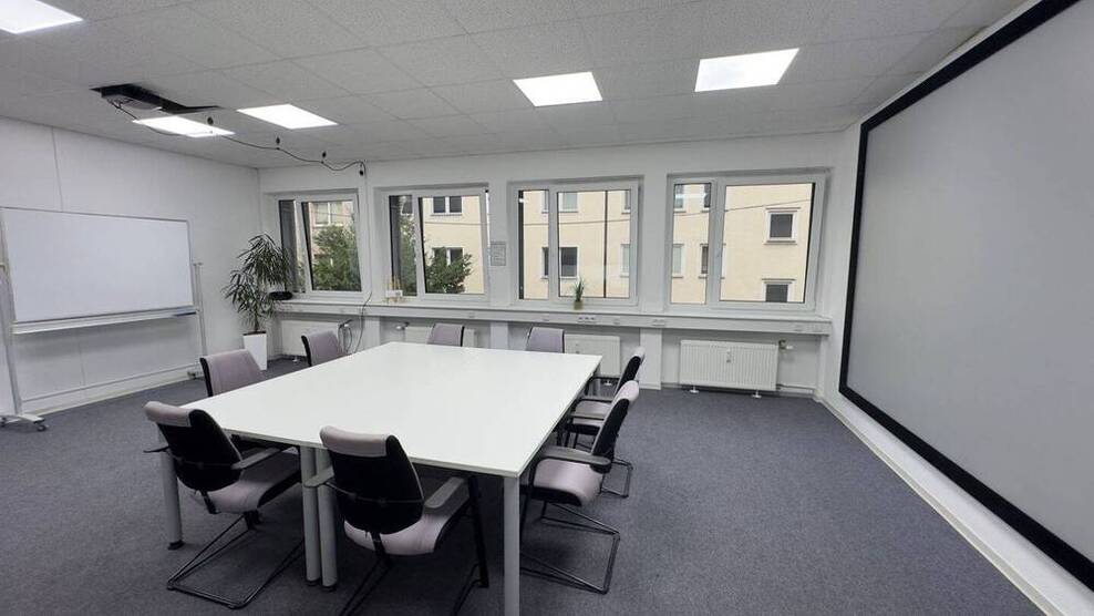 Büroraum Arbeitsplätze im Coworking Space am Jahnplatz von Bielefeld - All-in-Miete