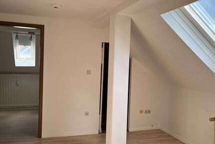 Wohnung Gießen Schlangenzahl - 2 Zimmer, 35 m&sup2;, 470&euro; | Angebot:27259281