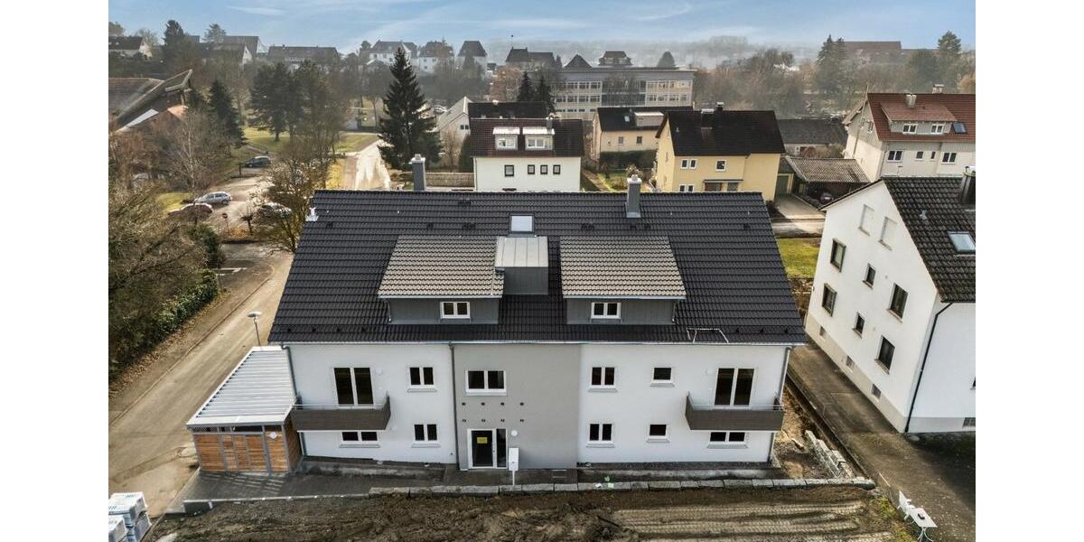 Dachgeschoßwohnung Markdorf - 4 Zimmer, 102 m&sup2;, 1.728&euro; | Angebot:25637932