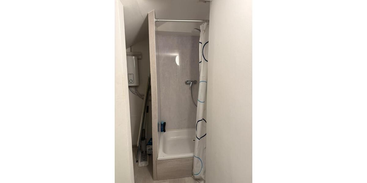 Dachgeschoßwohnung Horn-Bad Meinberg Bad Meinberg - 2 Zimmer, 40 m&sup2;, 320&euro; | Angebot:26337249