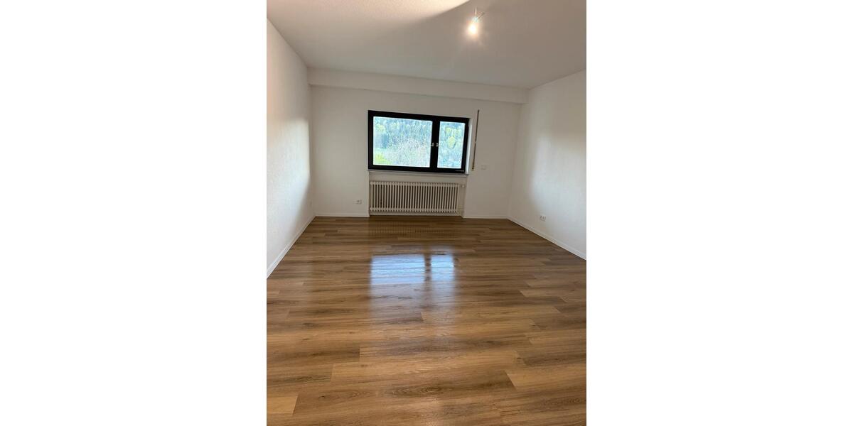Erdgeschoßwohnung Oberndorf am Neckar - 3 Zimmer, 78 m&sup2;, 780&euro; | Angebot:26504453