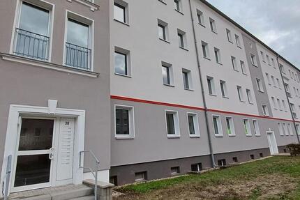 Die perfekte Familienwohnung für Groß und Klein - Erstbezug nach Sanierung - 1. OG rechts 4 zimmer