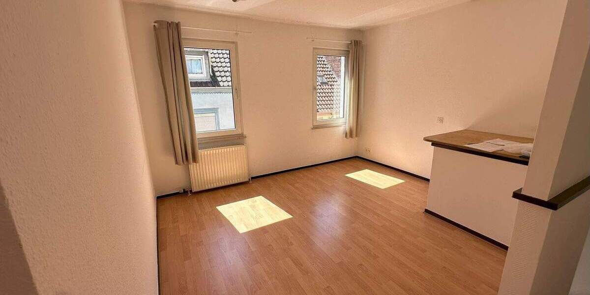Einfamilienhaus Kaiserslautern Innenstadt - 3 Zimmer, 102 m&sup2;, 1.150&euro; | Angebot:24359009
