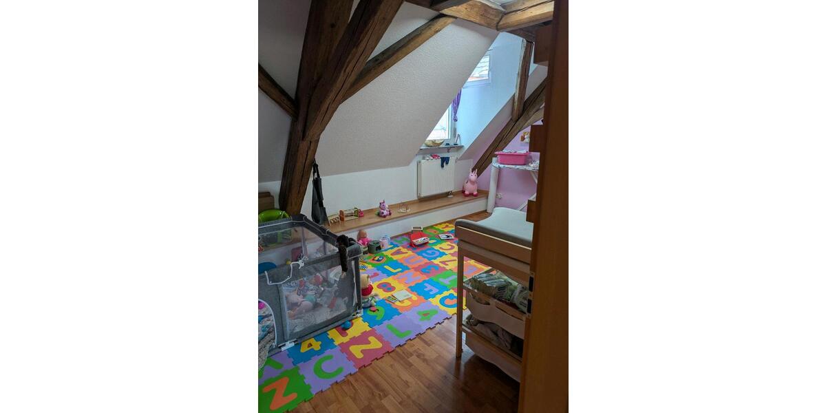Dachgeschoßwohnung Meßkirch - 3 Zimmer, 104 m&sup2;, 1.065&euro; | Angebot:26443365
