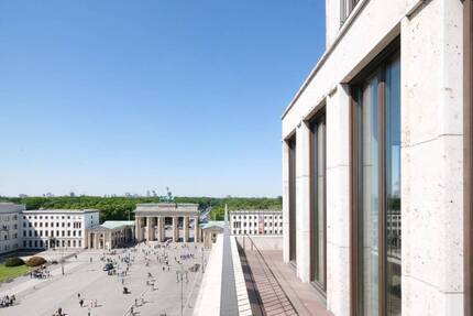 Berliner Prestige-Adresse: Einzigartiges Domizil mit Blick auf das Wahrzeichen der Stadt 4 zimmer