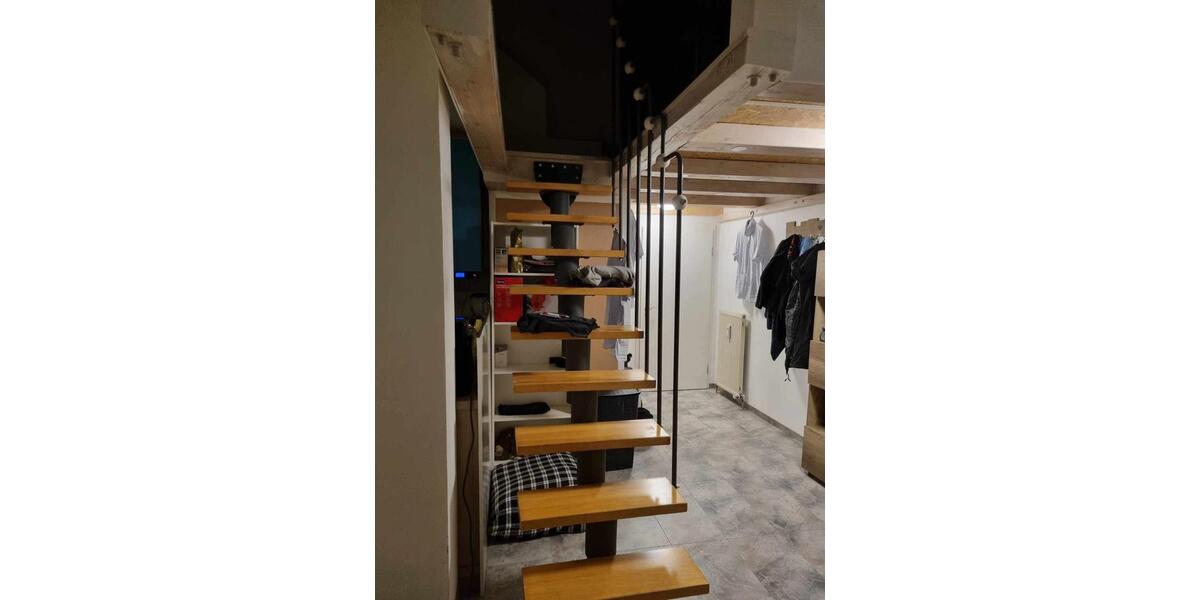 Dachgeschoßwohnung Ingolstadt Nordost - 2 Zimmer, 45 m&sup2;, 900&euro; | Angebot:25987710