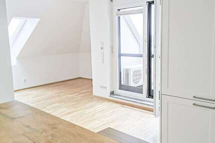 Wohnung zum Mieten in Baiersdorf 840 € 54.44 m² 2 zimmer