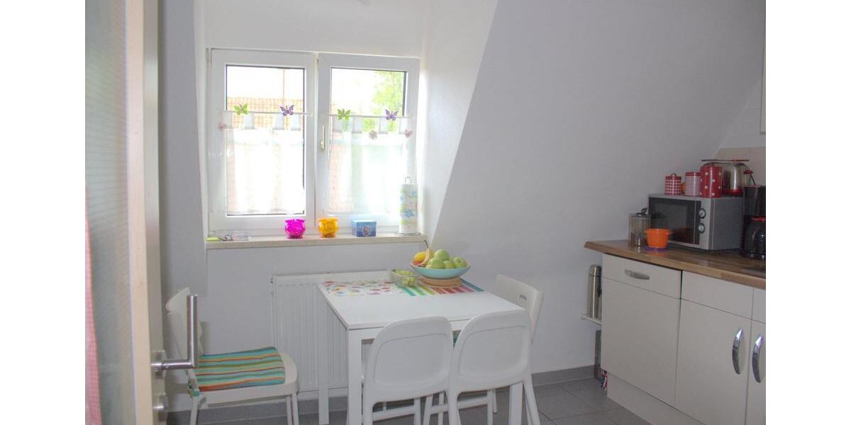 Dachgeschoßwohnung Ellwangen (Jagst) - 4 Zimmer, 78 m&sup2;, 750&euro; | Angebot:26030731