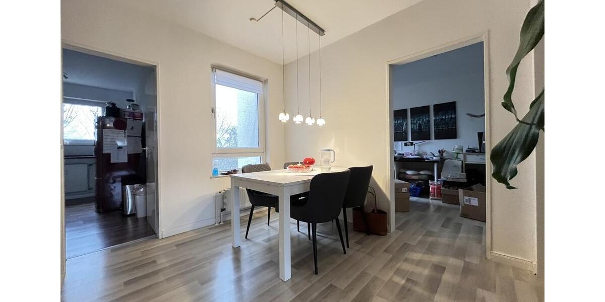 Etagenwohnung Voerde (Niederrhein) - 3.5 Zimmer, 80 m&sup2;, 437&euro; | Angebot:25177333