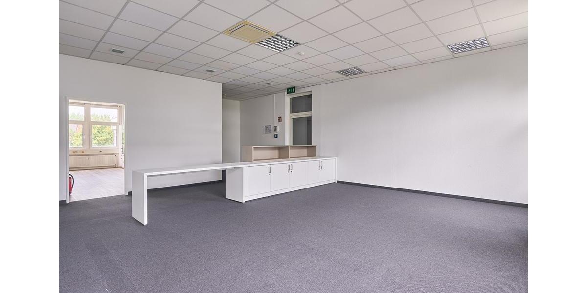 Gewerbeobjekt Düsseldorf Stadtbezirk 9 - 2&euro; | Angebot:23805288