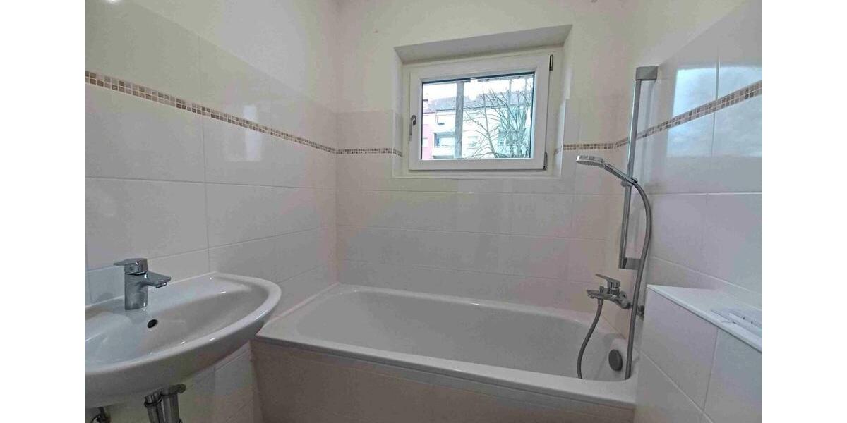 Hochparterre Lübeck Sankt Gertrud - 1 Zimmer, 36 m&sup2;, 500&euro; | Angebot:26699525