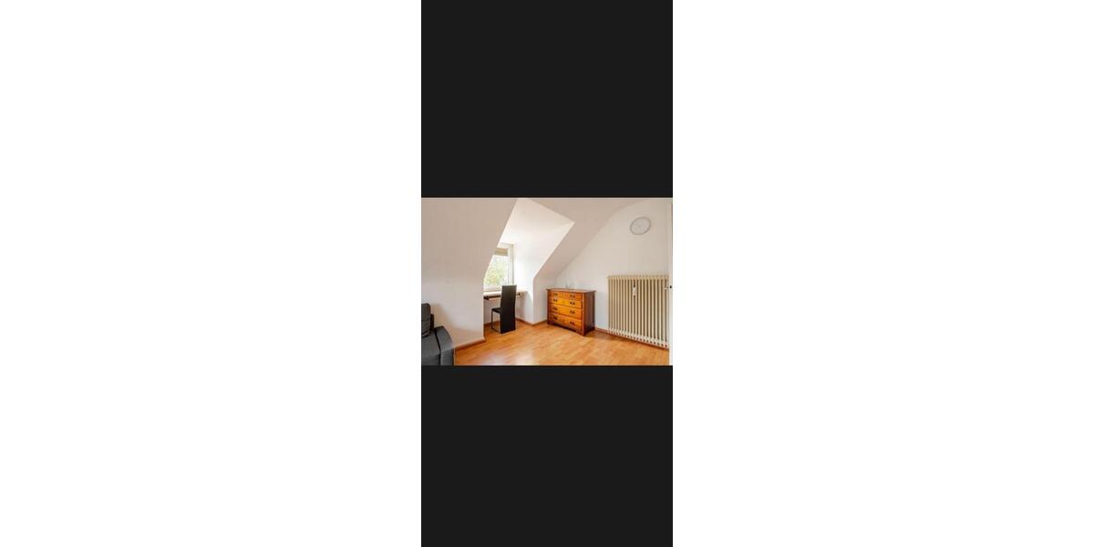 Dachgeschoßwohnung Hamburg Schnelsen - 2 Zimmer, 50 m&sup2;, 1.250&euro; | Angebot:25990308