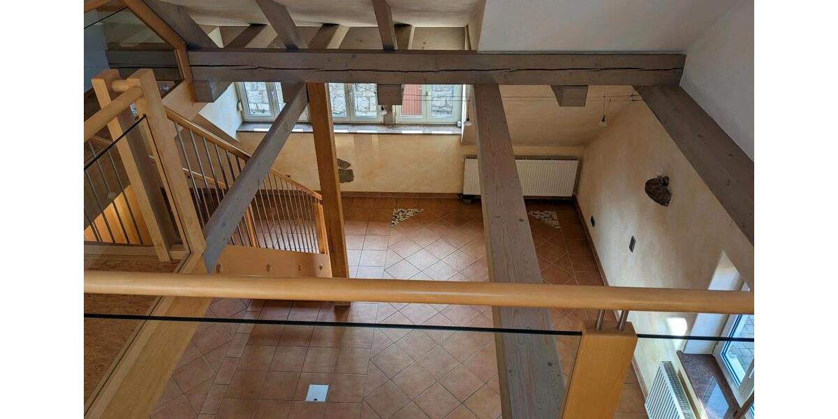 Dachgeschoßwohnung Adelshofen - 4 Zimmer, 132 m&sup2;, 910&euro; | Angebot:26537137