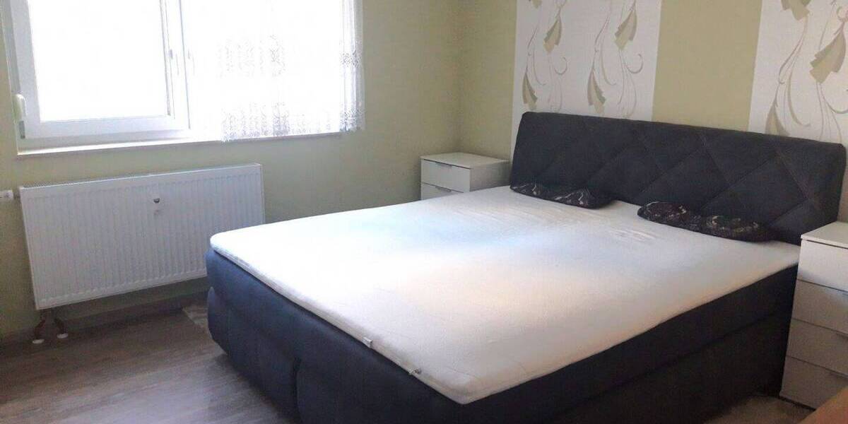 Etagenwohnung Amberg Schäflohe - 2 Zimmer, 90 m&sup2;, 850&euro; | Angebot:26064398