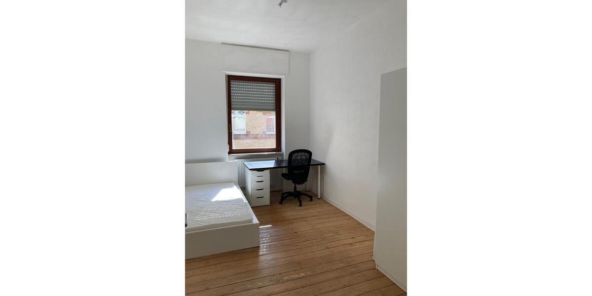 Möbliertes Zimmer in komfortabler WG. 1 zimmer