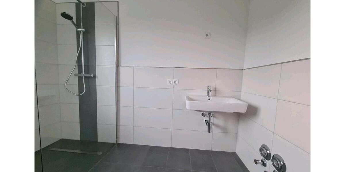 Etagenwohnung Espelkamp - 3 Zimmer, 75 m&sup2;, 750&euro; | Angebot:26642919