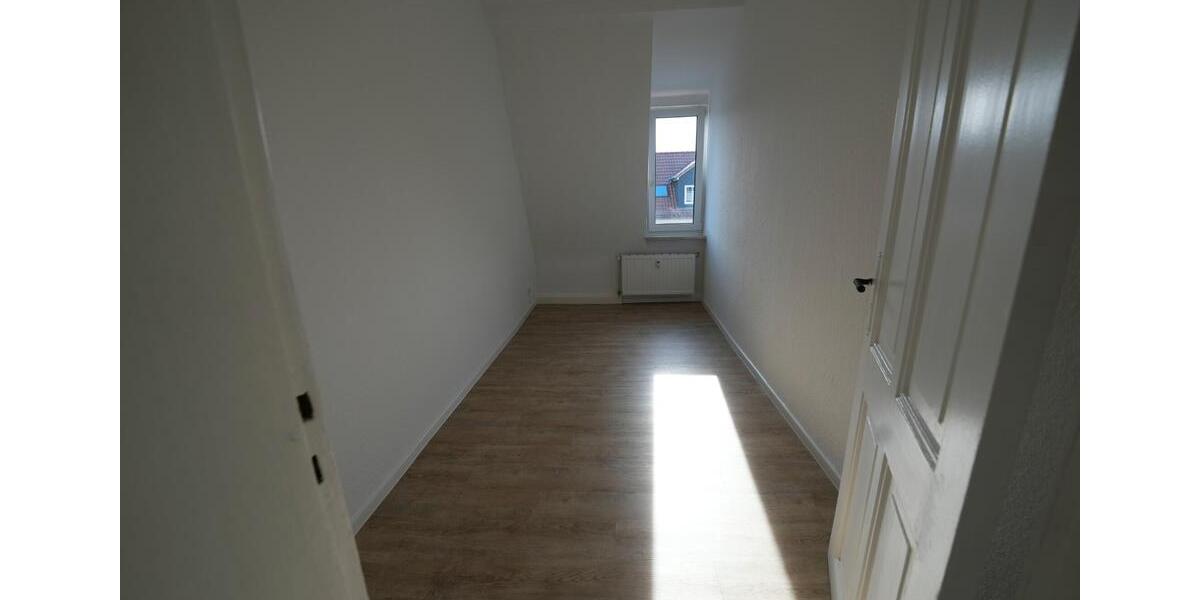 Dachgeschoßwohnung Wittenberg Lutherstadt - 3 Zimmer, 63 m&sup2;, 365&euro; | Angebot:26699410