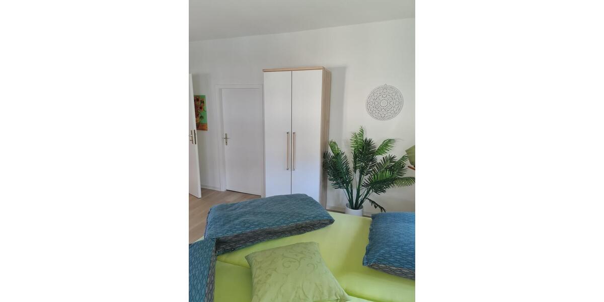 Etagenwohnung Schwalmstadt - 4 Zimmer, 100 m&sup2;, 1.200&euro; | Angebot:24750610